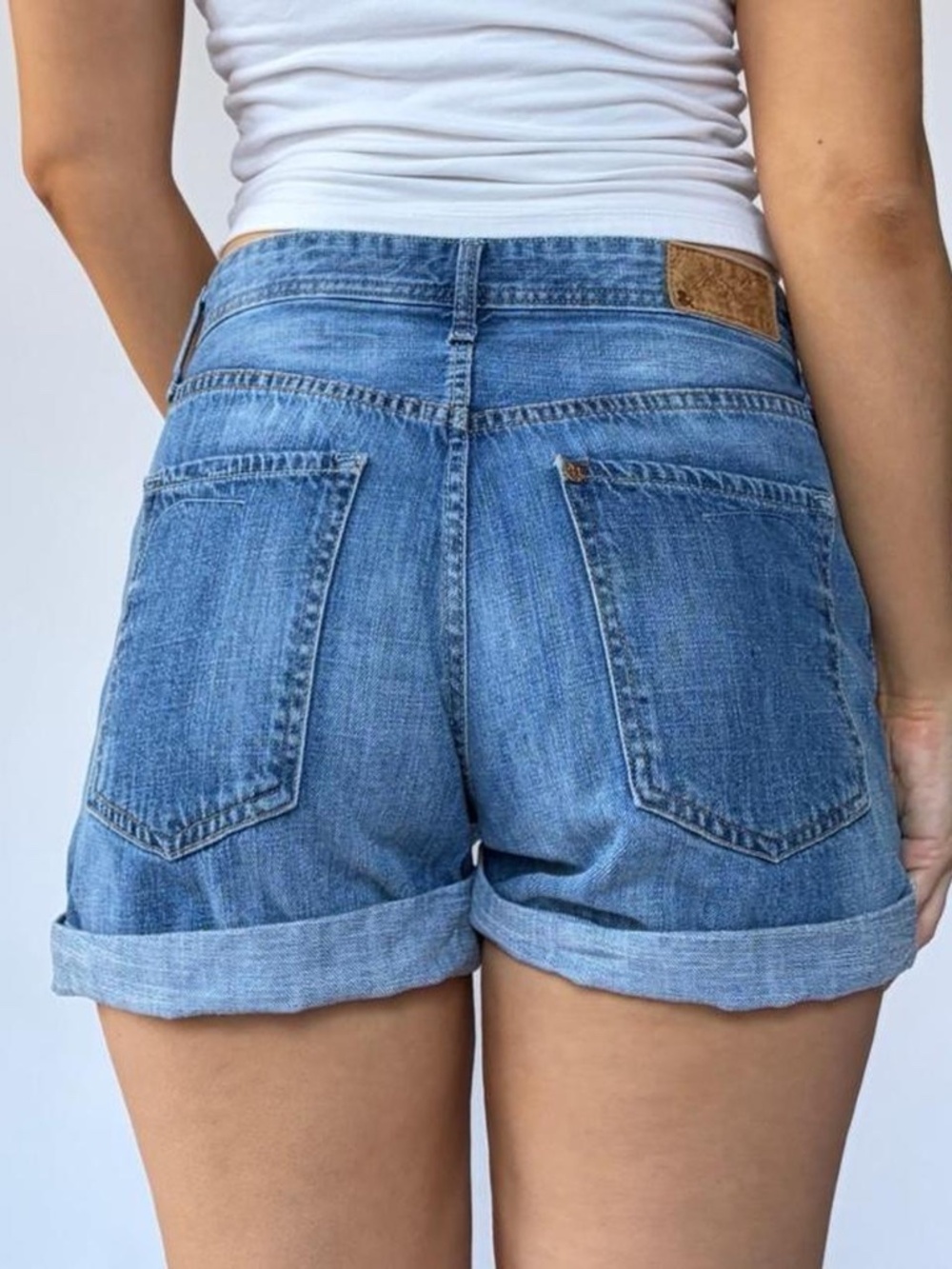 Low Rise Jean Shorts Boyfriend Fit H&M 8 - Picture 2 of 4